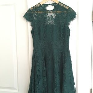 Emerald Green Lace Cocktail Dress